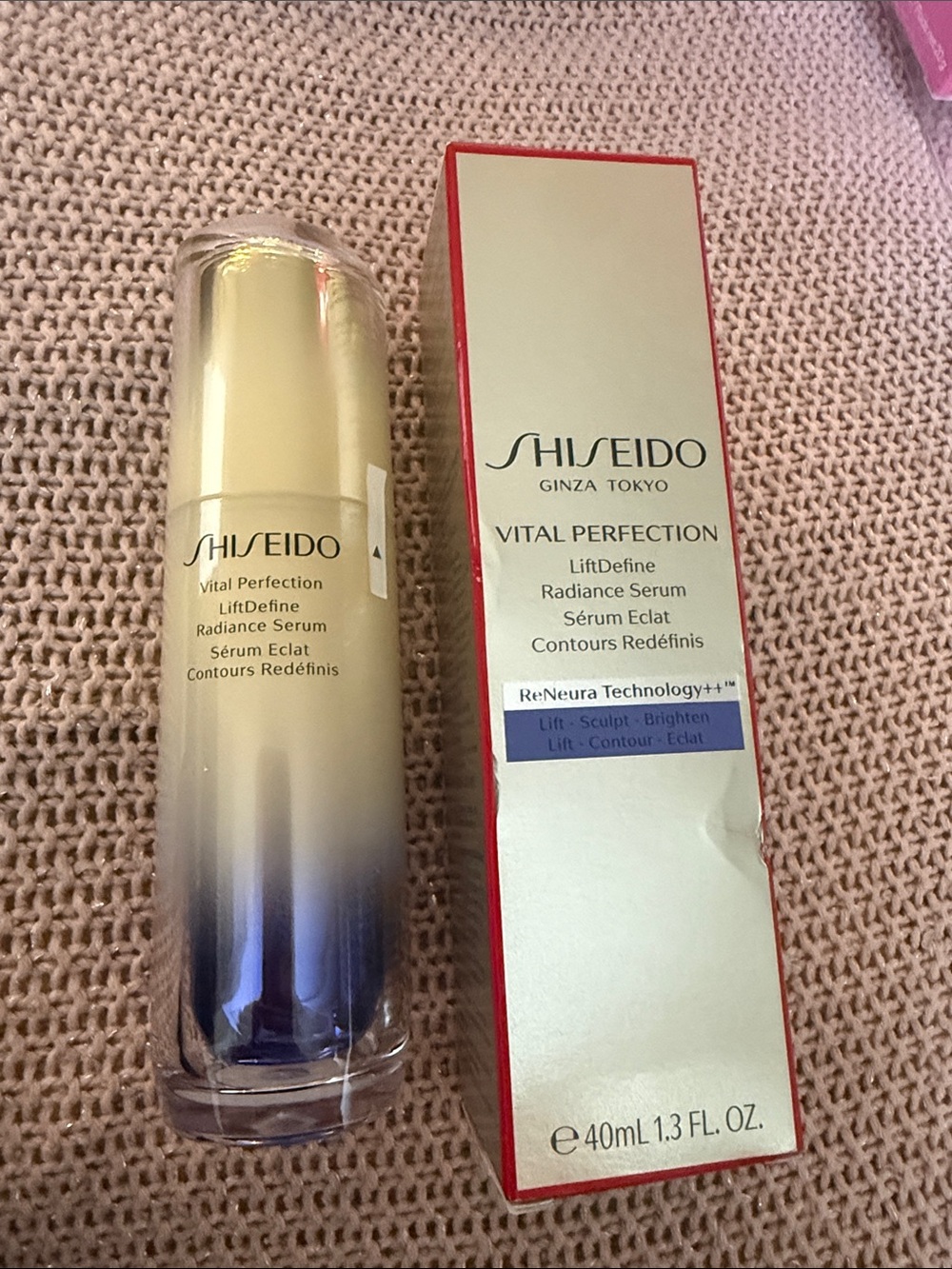 Shiseido Vital Perfection LiftDefine Radiance Serum — Gold and Blue